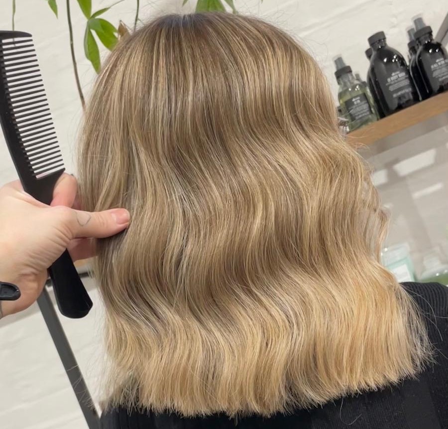 Kasey-Review-hair-colour-2025 Kasey-Review-hair-colour-2025