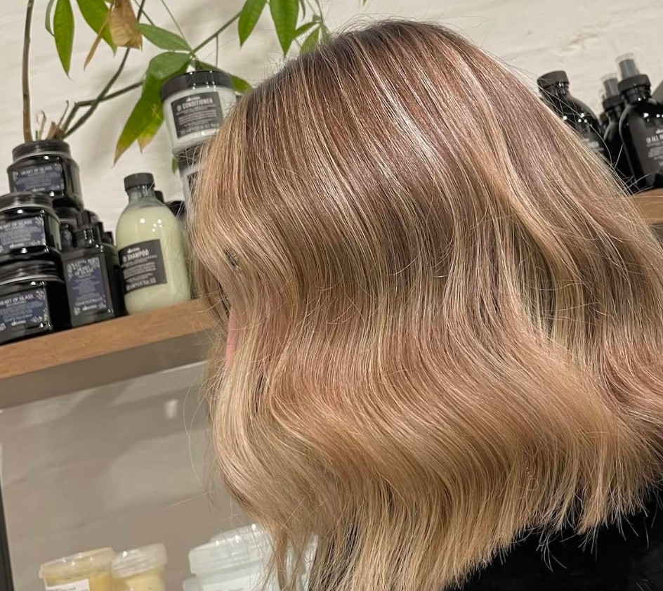 Niamh-Review-hair-colour-2025 Niamh-Review-hair-colour-2025